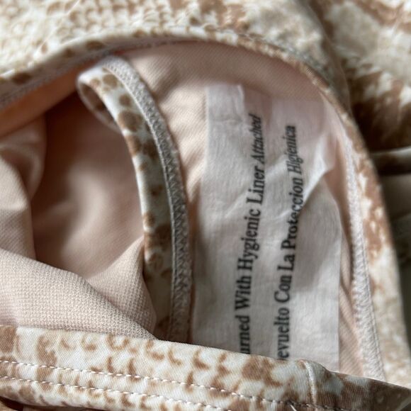 New Kona Sol  One Piece in Tan and Cream Medium - Picture 5 of 8